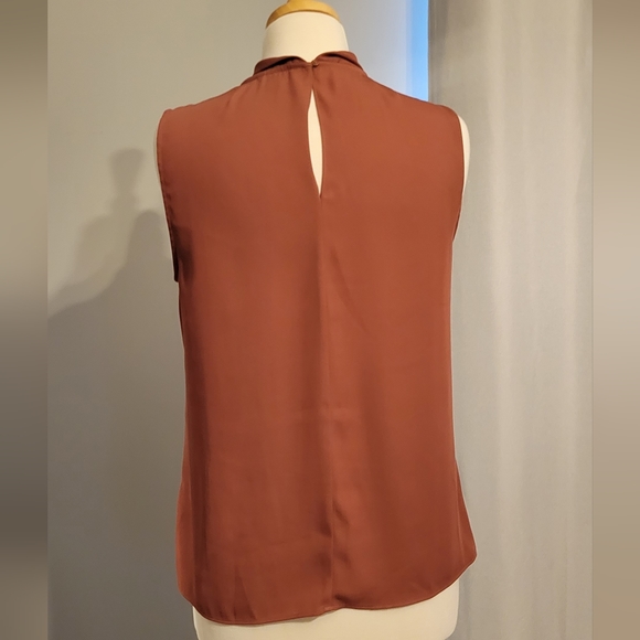 Blouse Sleeveless - Picture 4 of 9